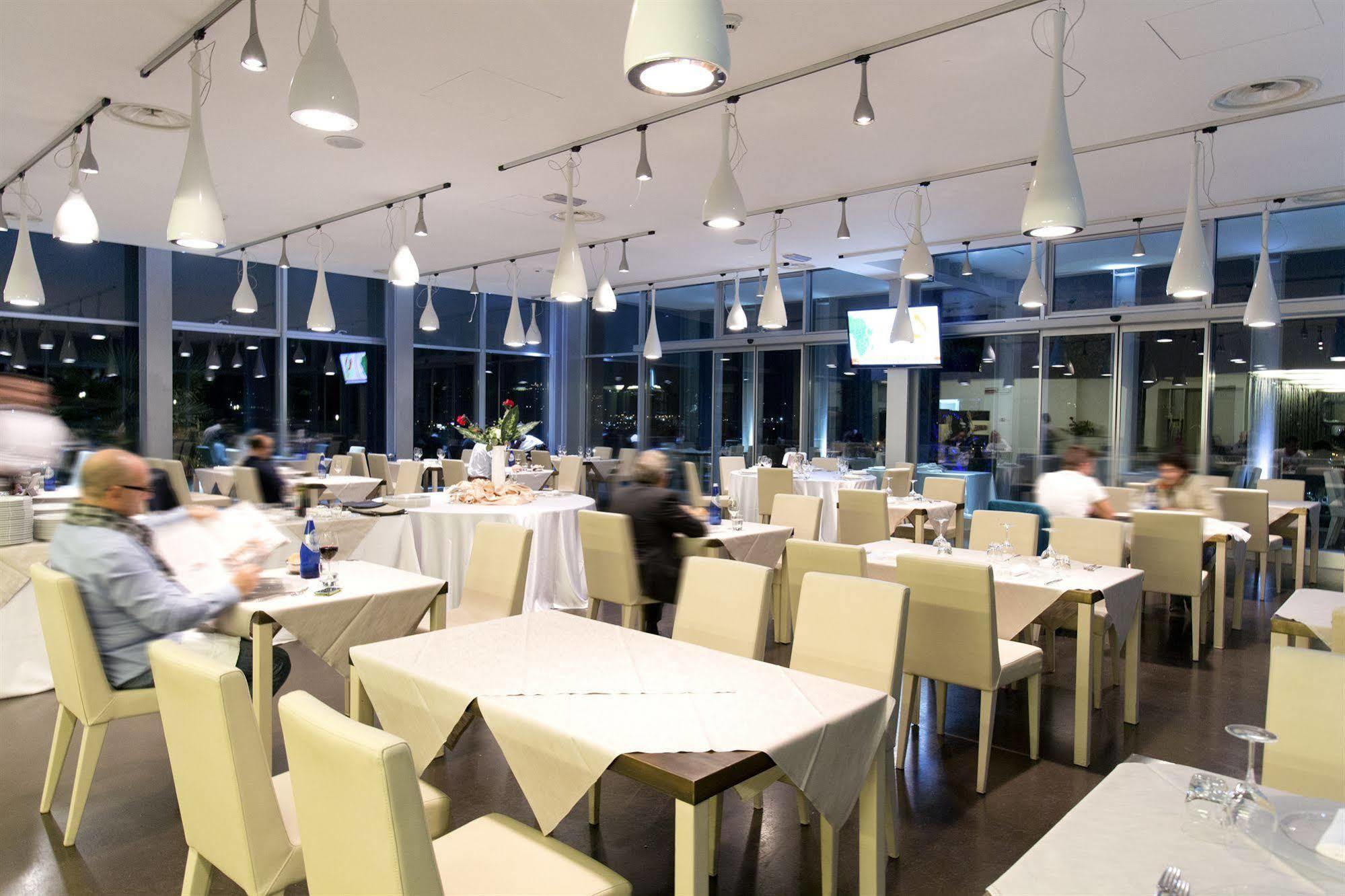 Hotel Horizon Montegranaro Eksteriør billede